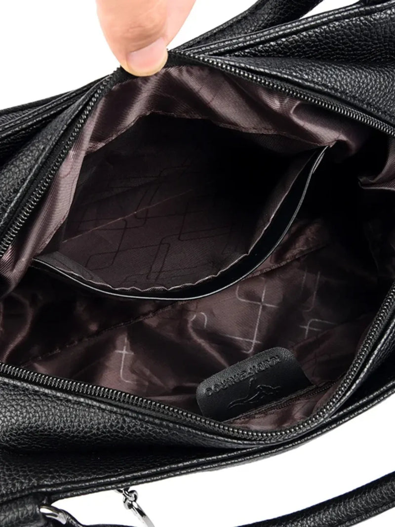 Bolsa Feminina Tiracolo de Ombro em Couro com Bolsos Espaçosa - Amália