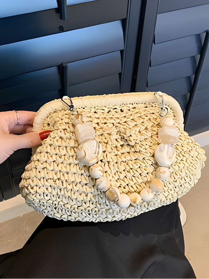 Bolsa Feminina Clutch em Palha com Alça de Pedrarias - Laila